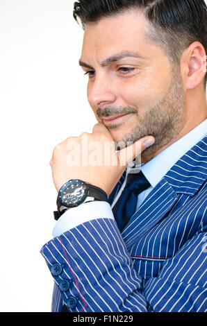 L'homme d'affaires branché avec montre moderne isolé sur fond blanc Banque D'Images