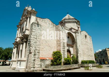L'église San Francisco de Paula - La Havane - Cuba Banque D'Images