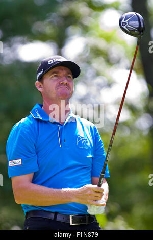 Norton, Massachusetts, USA. Le 4 septembre, 2015. Jimmy Walker à la 9ème tee pendant le premier tour de la Deutsche Bank Championship à PTC Boston. Anthony Nesmith/Cal Sport Media Credit : Cal Sport Media/Alamy Live News Banque D'Images