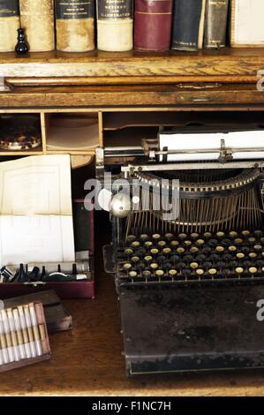 Sur machine à écrire Vintage Vintage 24. Vintage Collection de Photos. Banque D'Images