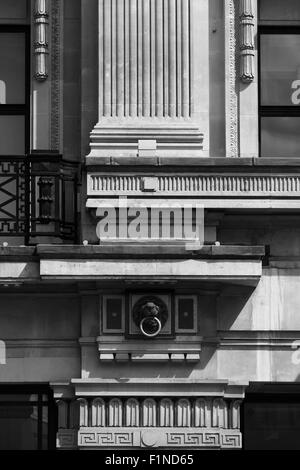 Plus de détails sur les bâtiments dans Regent Street, Londres, Angleterre. Banque D'Images