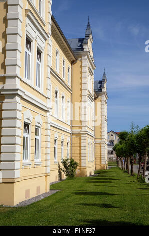 Au Kursalon, Lipik plus importante et la plus représentative des capacités en Croatie health resort est maintenant utilisée comme un hôpital. Zagreb, Croatie Banque D'Images