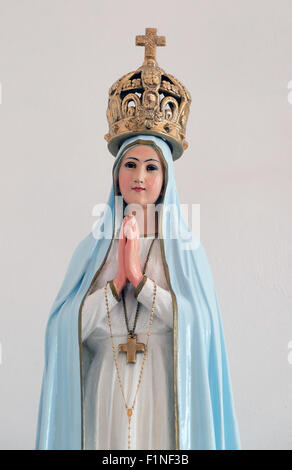 Notre Dame de Fatima statue dans l'église de Saint François d'assise à Zagreb, Croatie le 07 mai, 2015 Banque D'Images