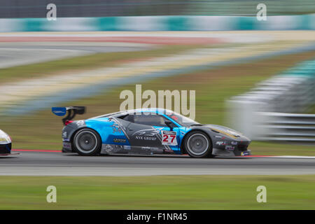 Sepang, en Malaisie. 5 Septembre, 2015. Aucune voiture Ferrari italien 27 quitte à son tour 2 Asian Festival de course de vitesse, Sepang, Malaisie Crédit : Chung Jin Mac/Alamy Live News Banque D'Images