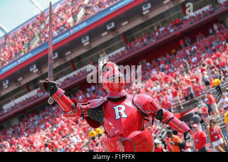 Piscataway, NJ, USA. 12Th Mar, 2015. Le chevalier écarlate rides au cours d'un match de football de la NCAA à High Point Solutions Stadium à Piscataway, New Jersey Mike Langish/Cal Sport Media. Credit : csm/Alamy Live News Banque D'Images