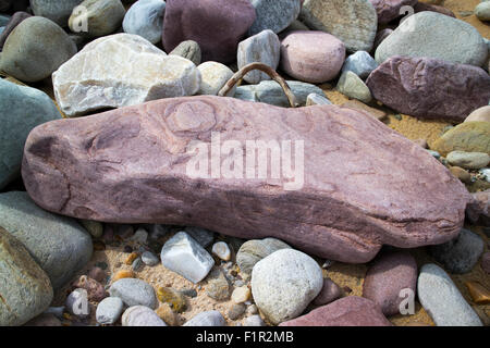 Grès rouge rose Rock Island Comté Mayo Irlande Achill Banque D'Images