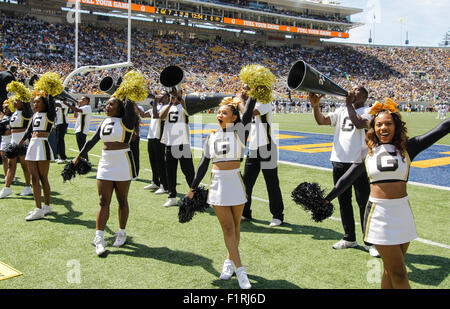 USA Berkeley CA. 05 Sep, 2015. Grambling State Cheerleaders durant la NCAA Football match entre l'État et la Grambling Tigers California Golden Bears 14-73 perdu au Memorial Stadium Berkeley Californie Thurman James/CSM/Alamy Live News Banque D'Images