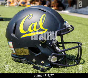 USA Berkeley CA. 05 Sep, 2015. Joueurs de football de la Californie au cours de la NCAA Football match entre l'État et la Grambling Tigers California Golden Bears 73-14 gagner au Memorial Stadium Berkeley Californie Thurman James/CSM/Alamy Live News Banque D'Images