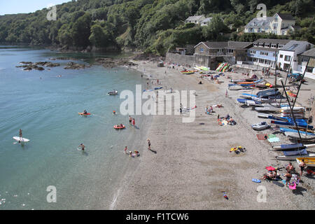 Le village de vacances de cawsand Cornwall sur la côte du sud Banque D'Images