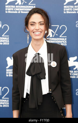 Venise, Italie. Sep 6, 2015. Roberta actrice Mattei pose pendant le photocall du film 'ne pas être mauvais" au 72e Festival International du Film de Venise à Venise, Italie, le 6 septembre, 2015. © Ye Pingfan/Xinhua/Alamy Live News Banque D'Images