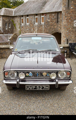 Une Ford Cortina MK 2 à un spectacle au Picton Castle, West Wales, UK Banque D'Images