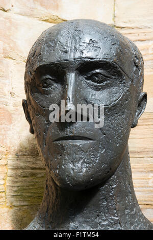 Sculpture dans le Camellia House au Yorkshire Sculpture Park ( PSY ) à West Bretton, Wakefield West Yorkshire Angleterre UK Banque D'Images