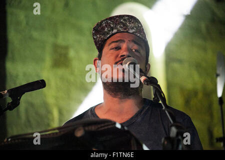 Criolo fonctionne à Dromos Festival à Mogoro, Sardaigne, 1er août 2015 Banque D'Images