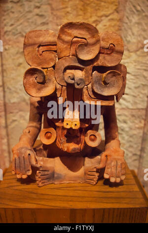 ZAPOTEC chiffres provenant de tombes dans le musée culturel d'OAXACA ou Museo de las Culturas de Oaxaca - Mexique Banque D'Images