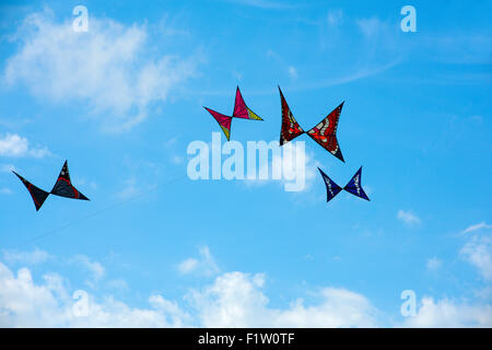 Butterfly cerfs-volants dans le ciel à Bristol International du cerf-volant Banque D'Images