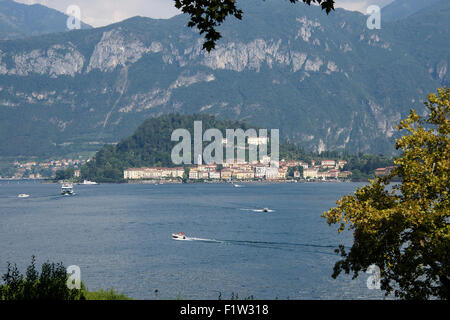 Le Bellagio et le lac de Côme de la Villa Carlotta Lombardie Italie Banque D'Images