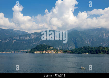 Le Bellagio et le lac de Côme Lombardie Italie Banque D'Images