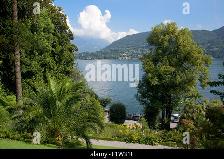 Le Lac de Côme et les jardins de Villa Carlotta Lombardie Italie Banque D'Images