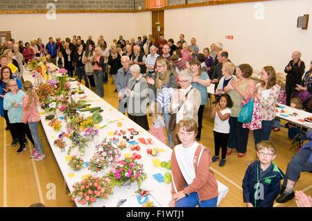 Fête du village juste fayre villages anglais angleterre foires communautaires la Grande-Bretagne grande tradition de culture de légumes concours c Banque D'Images