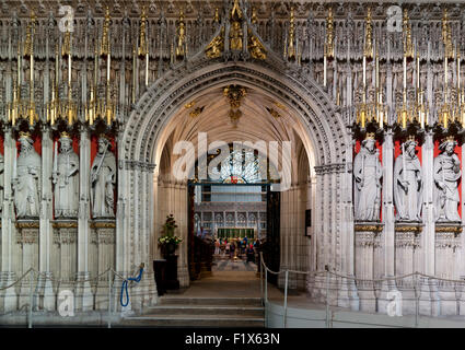 Le Choeur et l'écran d'entrée de la Chorale de la cathédrale de York, ville de York, Yorkshire, Angleterre, Royaume-Uni Banque D'Images