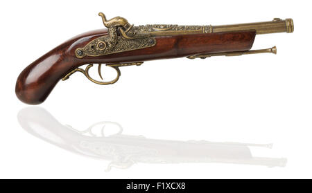 Vieux fusil isolated on white Banque D'Images