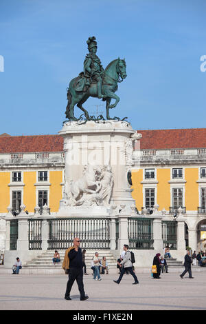 Portugal, Lisbonne, statue équestre du roi Jose je de 1775 sur Praca do Comercio - Place du Commerce Banque D'Images