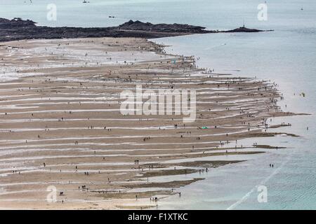 La France, de l'Ille et Vilaine, Côte d'Emeraude, Dinard, la marée de printemps du 21 mars 2015 (vue aérienne) Banque D'Images