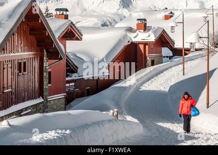 France, Savoie, La Rosière, pedestriant sentier entre le haut et le bas village Banque D'Images