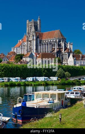 La France, l'Yonne, Auxerre, la Cathédrale Saint Etienne Banque D'Images