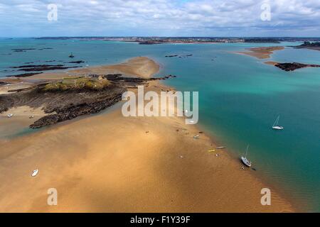 La France, de l'Ille et Vilaine, Côte d'Emeraude, Dinard, fort de l'île Harbour, la marée de printemps du 21 mars 2015 (vue aérienne) Banque D'Images