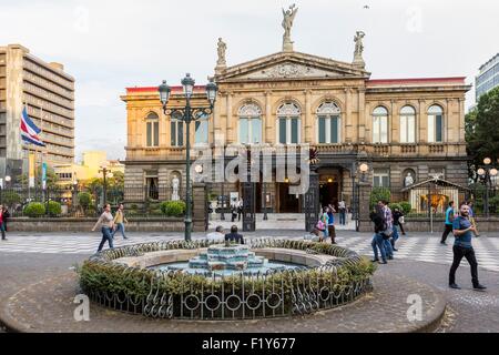 Costa Rica, San Jose, le centre-ville, le Théâtre National Banque D'Images