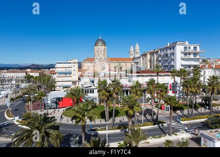 La France, Var, Saint Raphael, la basilique Notre-Dame de la Victoire. Banque D'Images