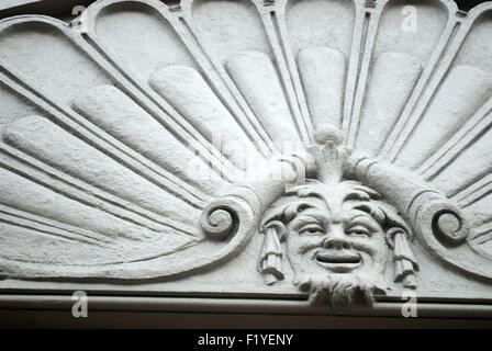 Masque de comédie frieze, Grand Théâtre à Leeds Banque D'Images