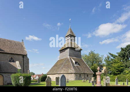 L'église St Mary vierge et clocher, Pembridge, Herefordshire, Angleterre, RU Banque D'Images