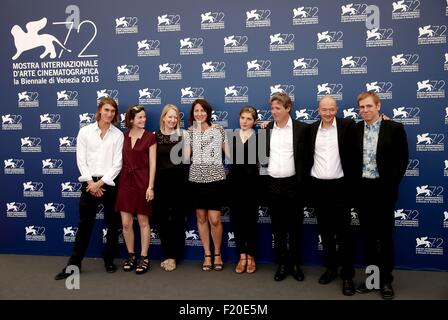 Venise, Italie. Sep 9, 2015. Acteurs assister à un photocall pour 'Tempete' pendant le 72e Festival du Film de Venise à l'île du Lido à Venise, Italie, 9 septembre 2015. © Ye Pingfan/Xinhua/Alamy Live News Banque D'Images