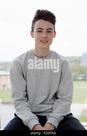 Portrait of teenage boy Banque D'Images