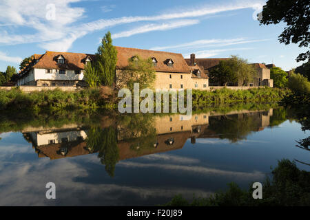 Les frères (Aylesford Priory) sur la rivière Medway, Aylesford, Kent, Angleterre, Royaume-Uni, Europe Banque D'Images