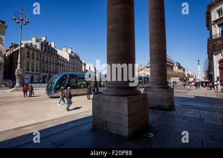 France, Gironde, Bordeaux, zone classée au Patrimoine Mondial de l'UNESCO, Place de la Comédie Banque D'Images