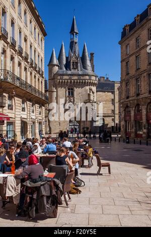 France, Gironde, Bordeaux, zone classée au Patrimoine Mondial de l'UNESCO, Porte Cailhau et la Place du Palais Banque D'Images