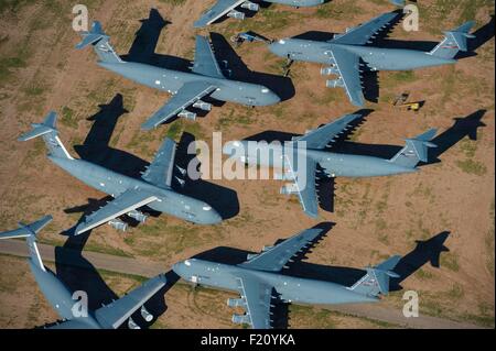 United States, Arizona, Tuscon, avions cimetière, la base aérienne Davis-Monthan AFB (vue aérienne) Banque D'Images