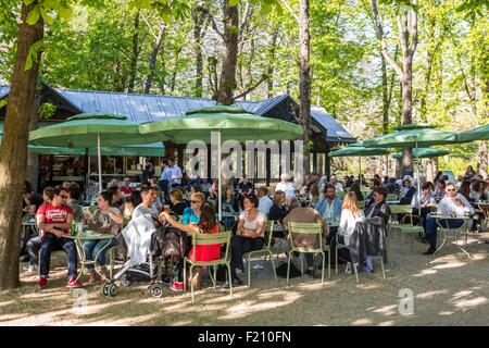 France, Paris, café dans les jardins du Luxembourg Banque D'Images