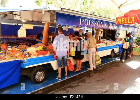 La France, Vaucluse, Bédoin, le lundi, le marché des légumes de mer Hotel Banque D'Images