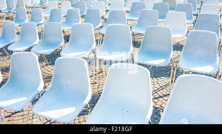 Des chaises dans l'air extérieur Banque D'Images