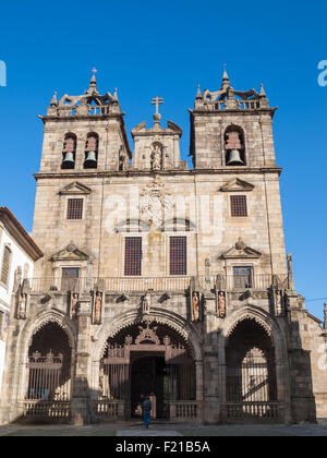 Façade de la cathédrale de Braga se Banque D'Images