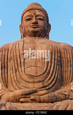 L'Inde Bihar Bodhgaya haute de 25 mètres de style japonais Bouddha assis statue à Bodhgaya consacrée par l'actuel Dalaï-lama dans Banque D'Images