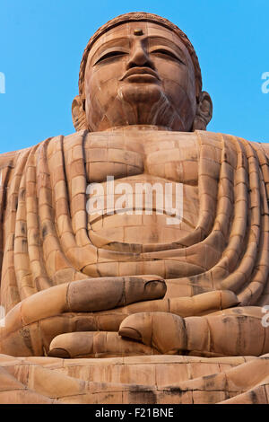 L'Inde Bihar Bodhgaya haute de 25 mètres de style japonais Bouddha assis statue à Bodhgaya consacrée par l'actuel Dalaï-lama dans Banque D'Images