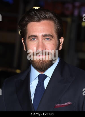 Hollywood, Californie, USA. Sep 9, 2015. Jake Gyllenhaal arrive pour la première du film 'Everest' au théâtre chinois. Credit : Lisa O'Connor/ZUMA/Alamy Fil Live News Banque D'Images