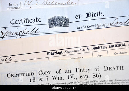 Certificats de naissance, de mariage et de décès (britannique) Banque D'Images