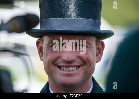 Blair Atholl, en Écosse, au Royaume-Uni. 10 Septembre, 2015. Michael Jung [GER] FischerTakinou équitation dressage AA après son test sur le premier jour. La FEI European Eventing Championships 2015 Blair Castle Crédit : Stephen Bartholomew/Alamy Live News Banque D'Images