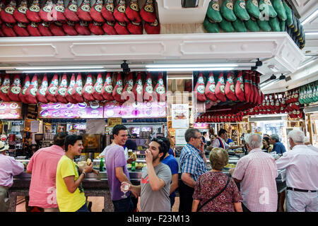 Madrid Espagne, Hispanic Centro, Carrera de San Jeronimo, Museo del Jamon, Musée de Ham, intérieur, restaurant restaurants repas café cafés, Iberi Banque D'Images